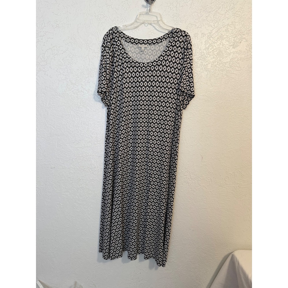 Talbots Womens Medium Black White Daisy Floral Short Sleeve Midi Dress